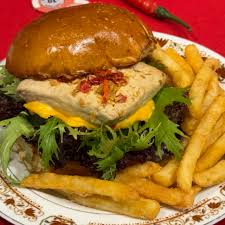 ‘Ozempic Burgers’ Offer Indulgences to People With Obesity